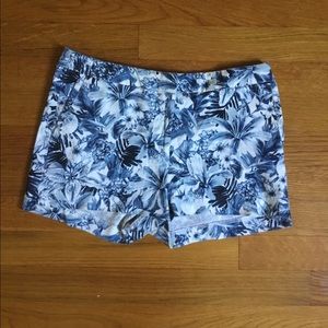Blue printed shorts